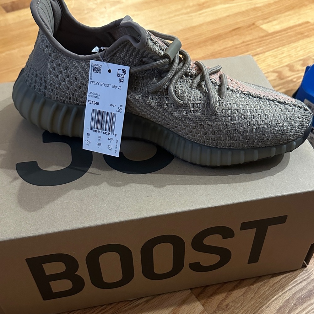 Yeezy Earth Tone Knit Sneakers